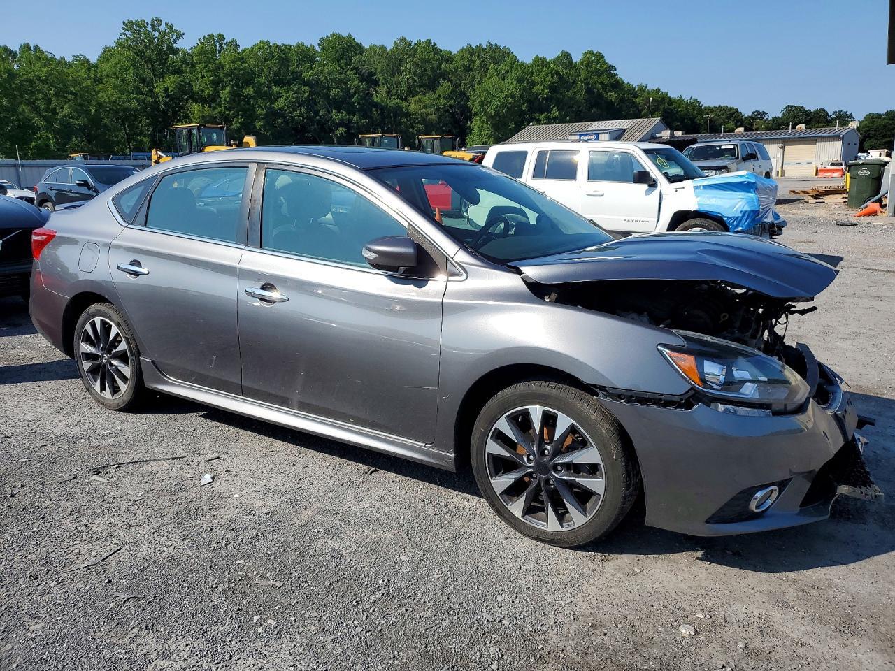 2018 Nissan Sentra - zdjęcie 4