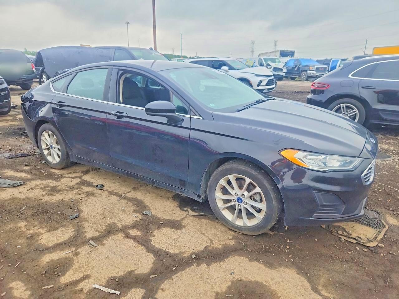 2020 Ford Fusion Se - zdjęcie 4