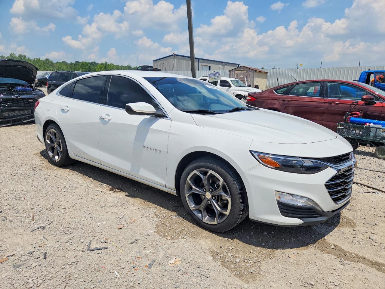 2022 Chevrolet Malibu Lt - zdjęcie 4