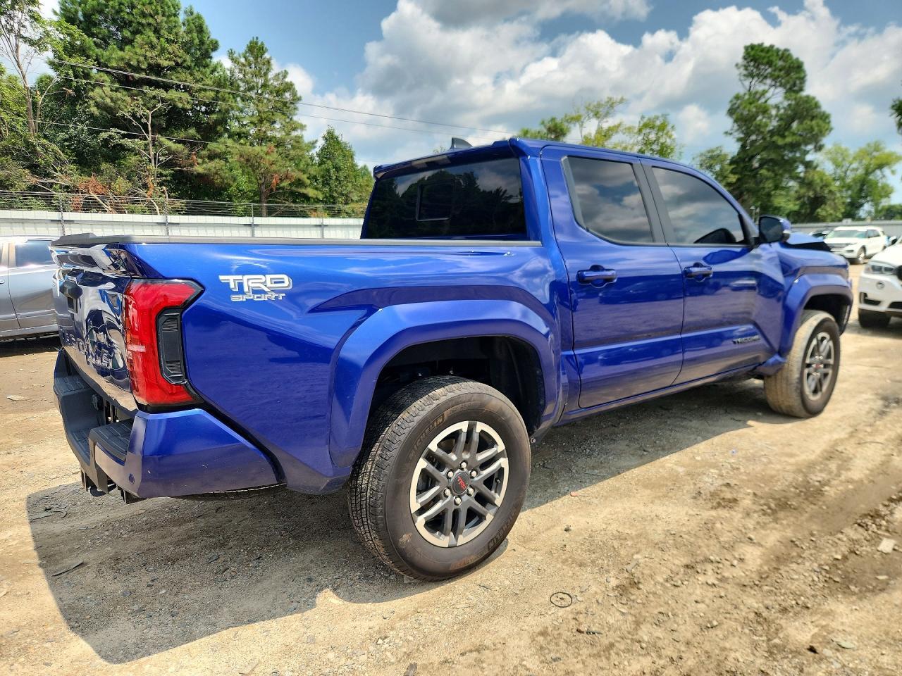 2024 Toyota Tacoma Trd Sport - zdjęcie 3