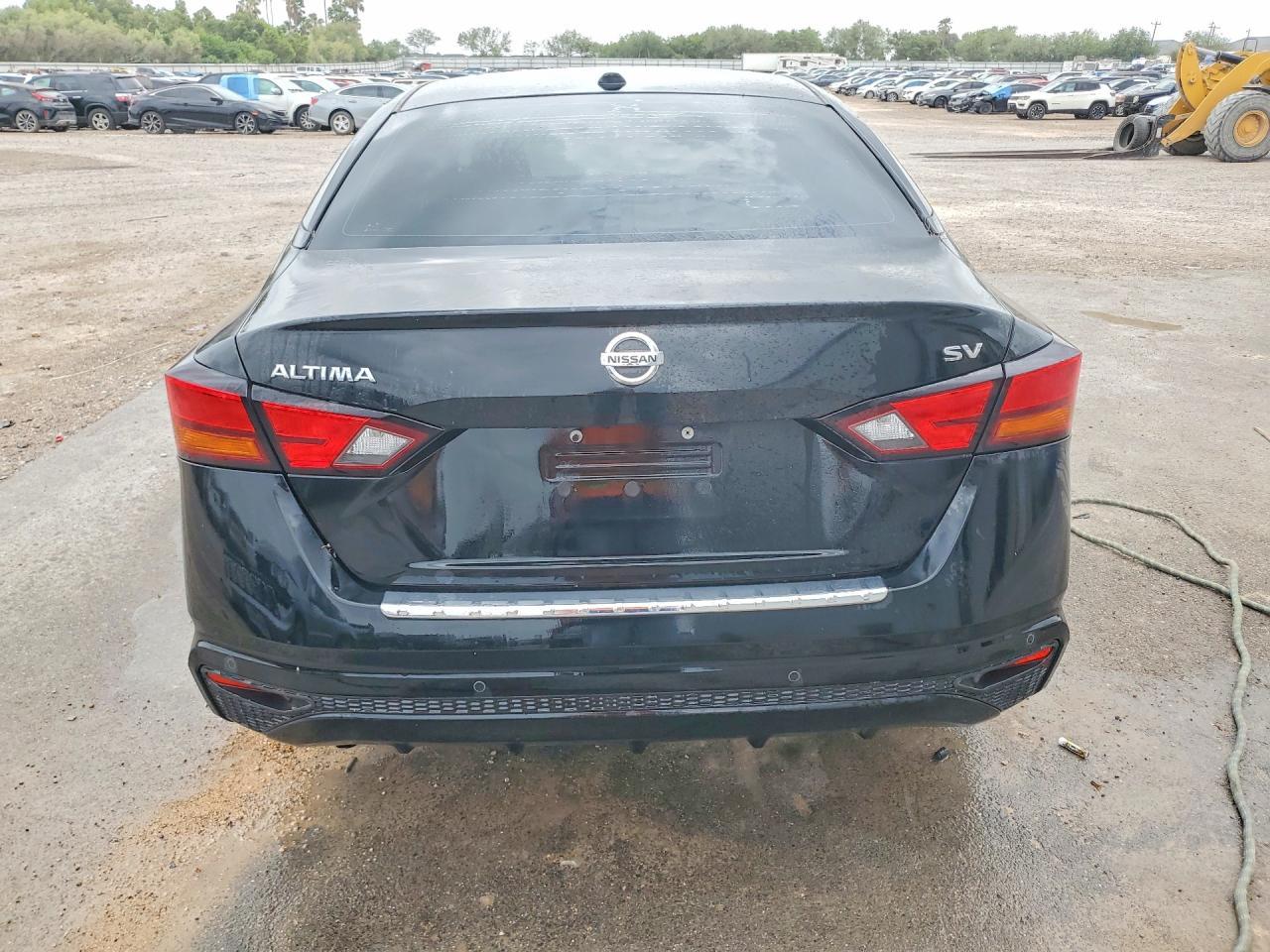2021 Nissan Altima Sv - zdjęcie 6