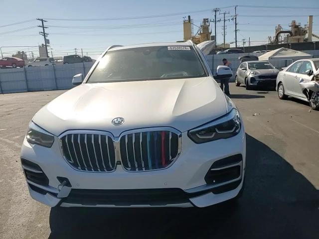 2022 BMW X5 xDrive45E - zdjęcie 14