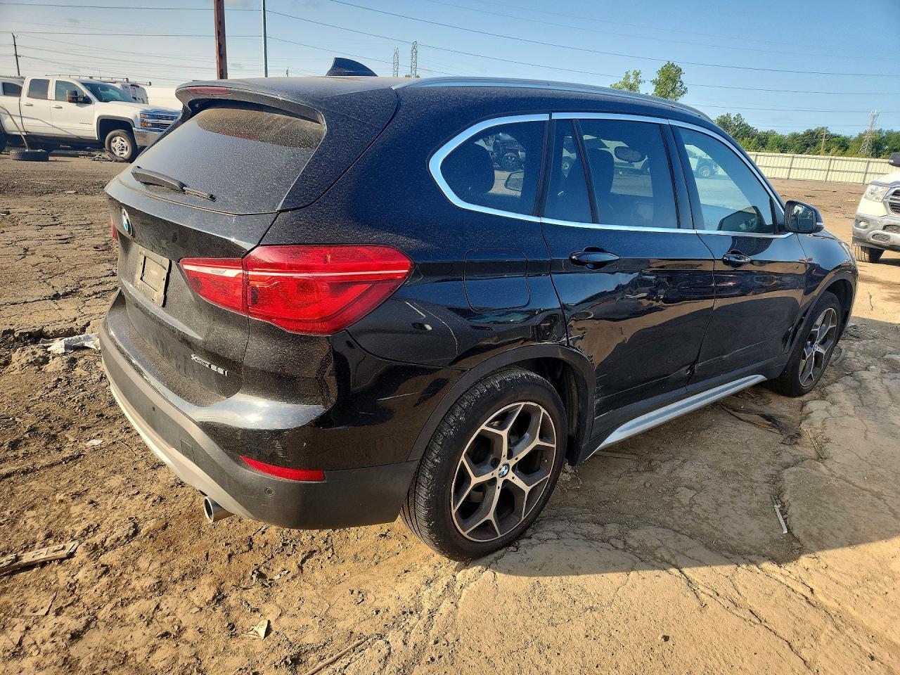 2019 BMW X1 xDrive28I - zdjęcie 3