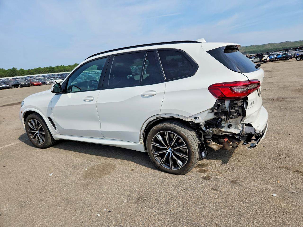 2019 BMW X5 xDrive40I - zdjęcie 2