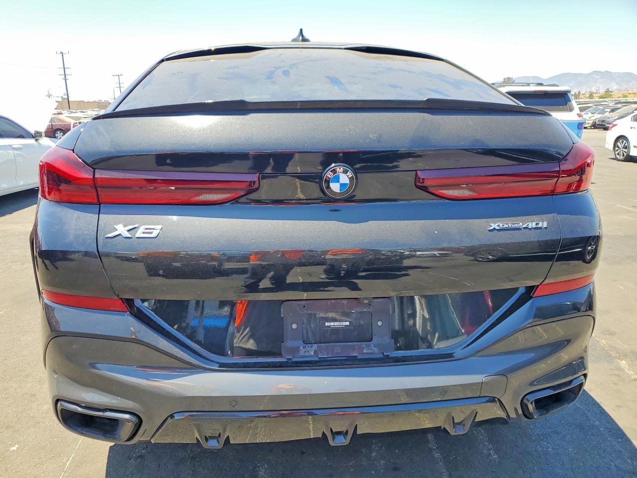 2022 BMW X6 xDrive40I - zdjęcie 6