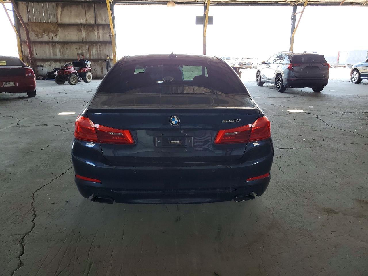 2017 BMW 540 I - zdjęcie 6