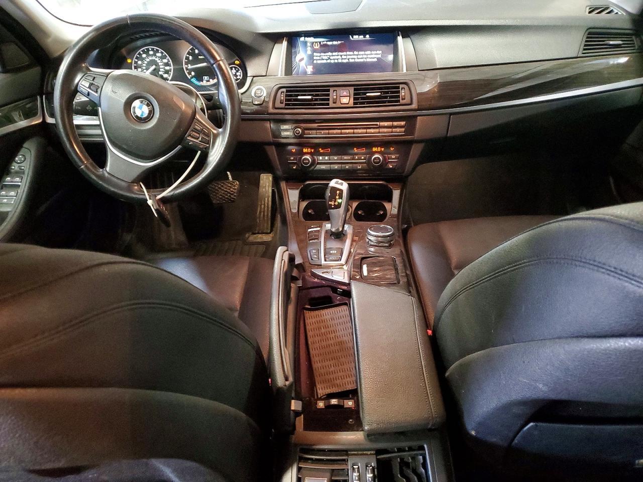 2015 BMW Seria 5 528i - zdjęcie 8