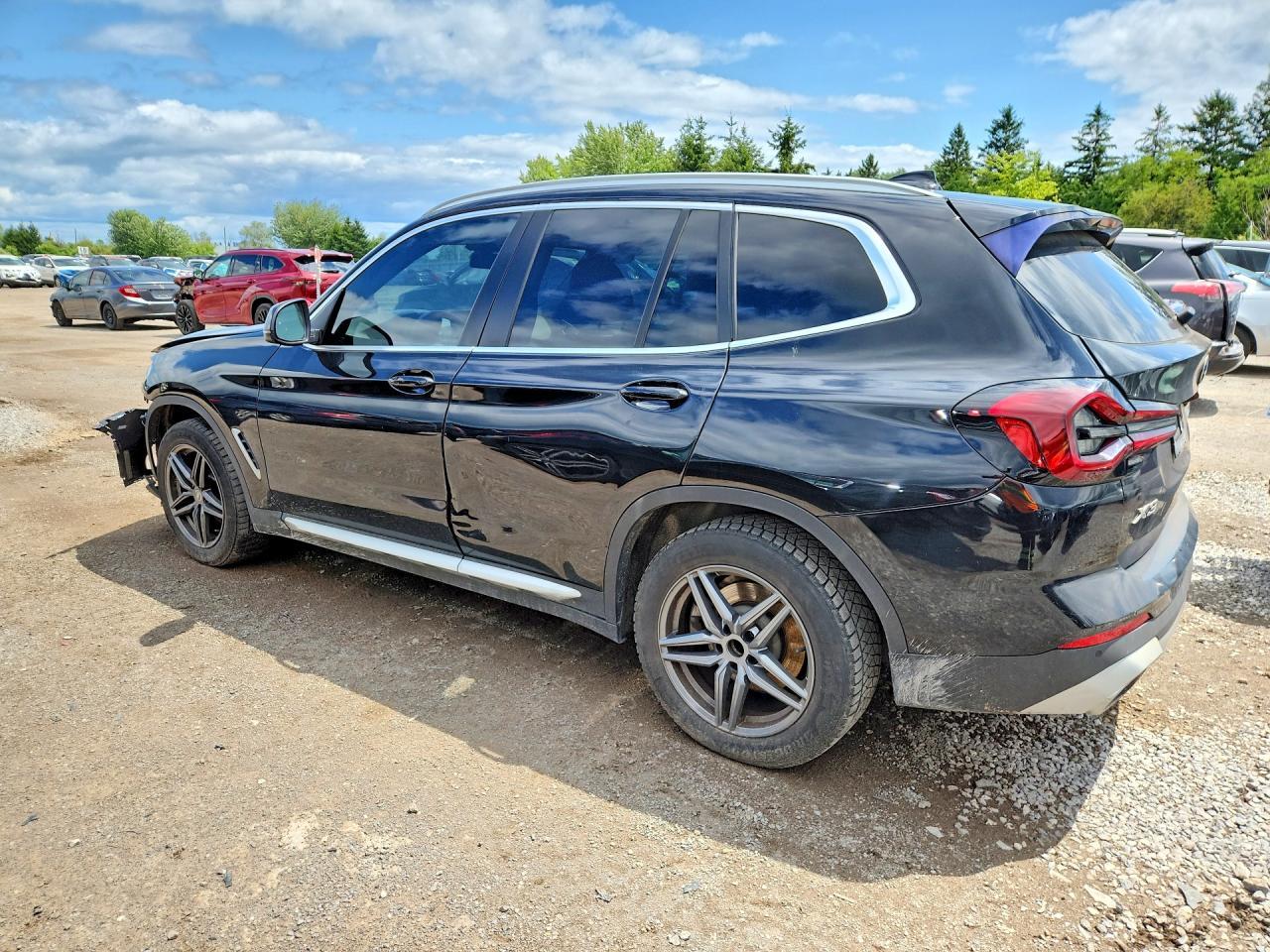 2022 BMW X3 xDrive30I - zdjęcie 2