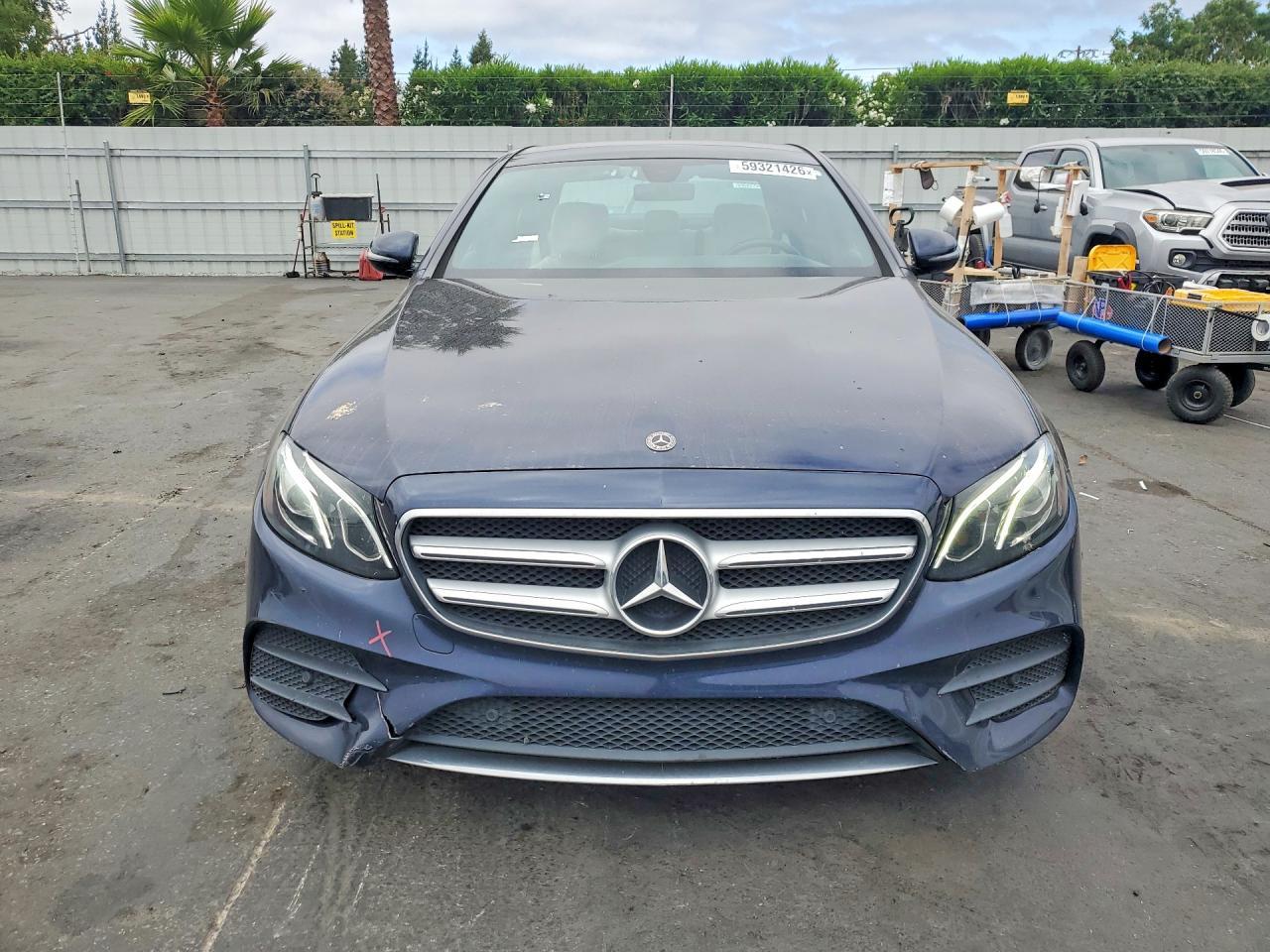 2018 Mercedes-Benz E 300 - zdjęcie 5