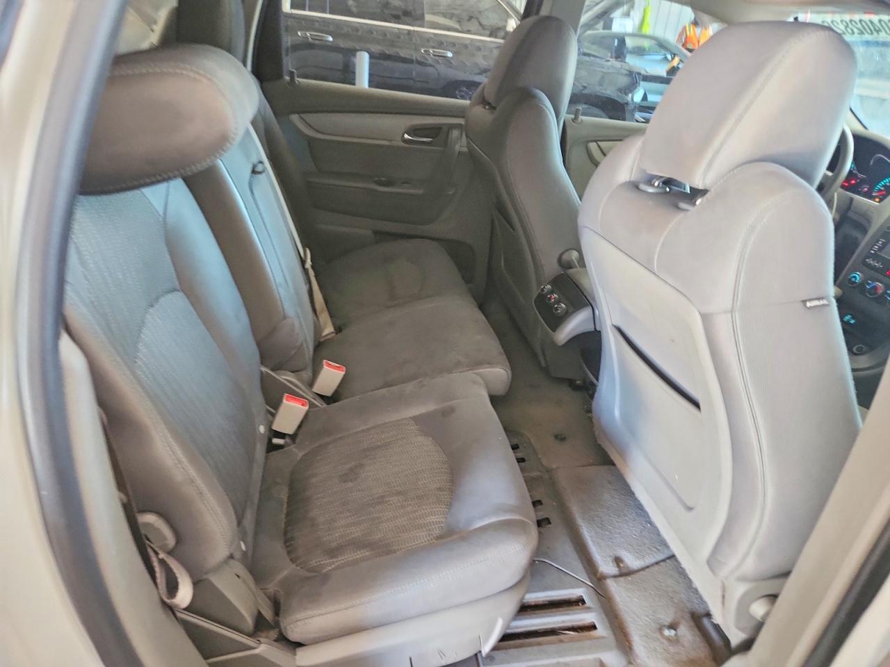 2017 Chevrolet Traverse Ls - zdjęcie 10