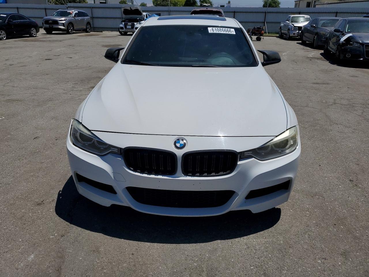 2013 BMW 335 I - zdjęcie 5