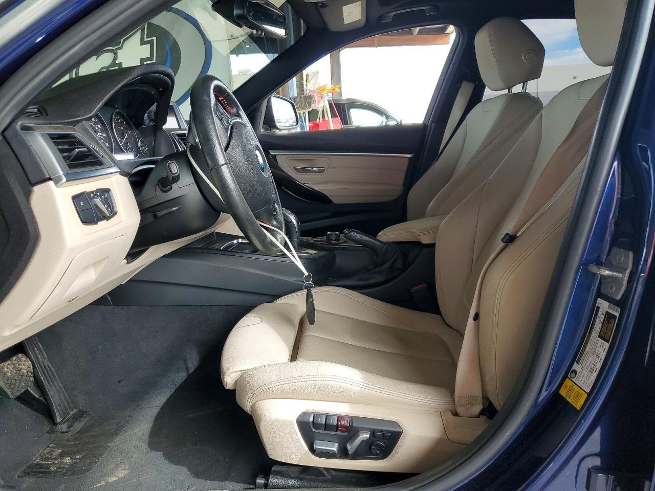 2017 BMW 330 I - zdjęcie 7