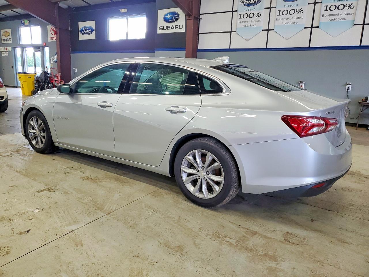 2021 Chevrolet Malibu Lt - zdjęcie 2