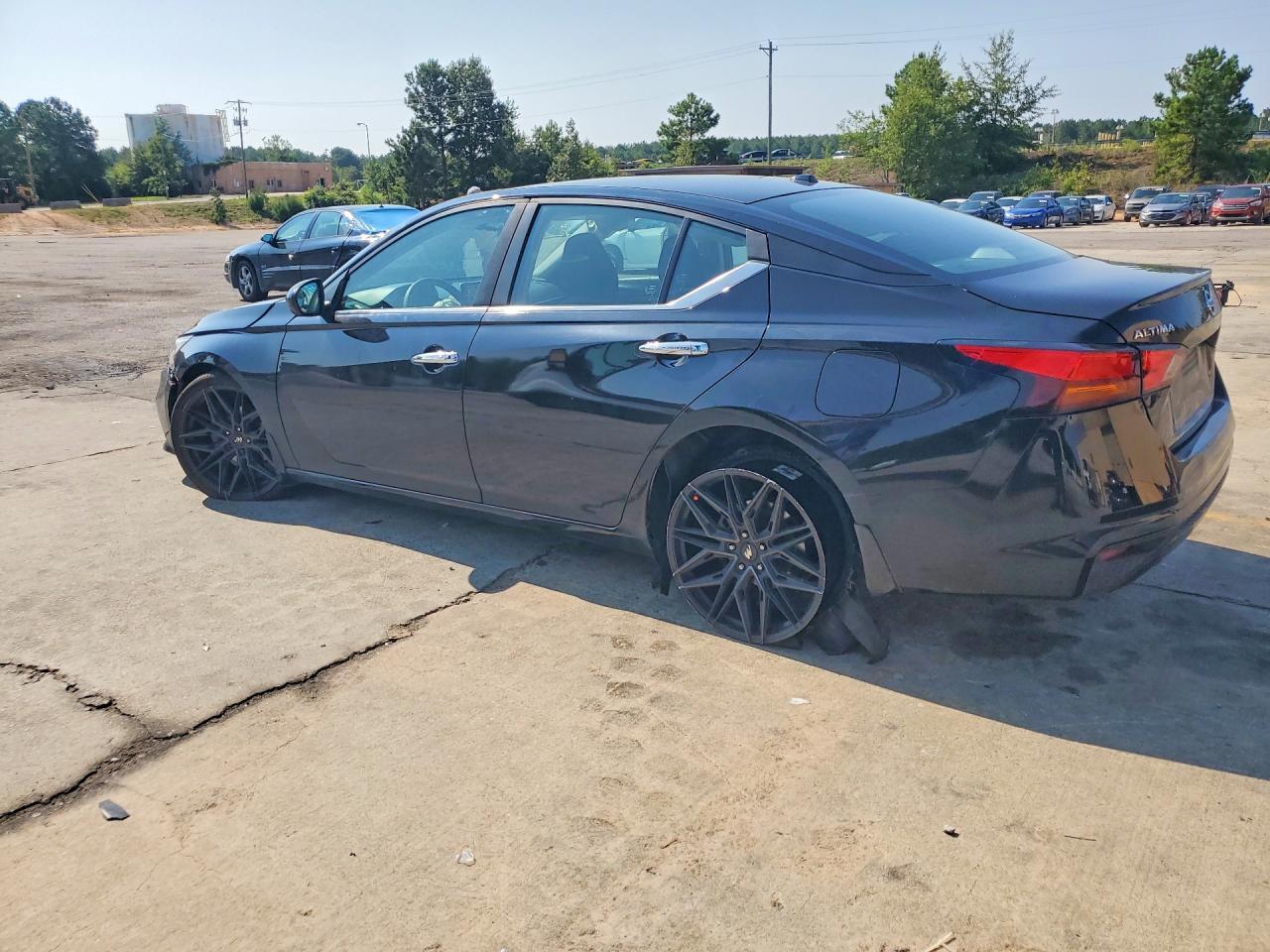 2019 Nissan Altima S - zdjęcie 2