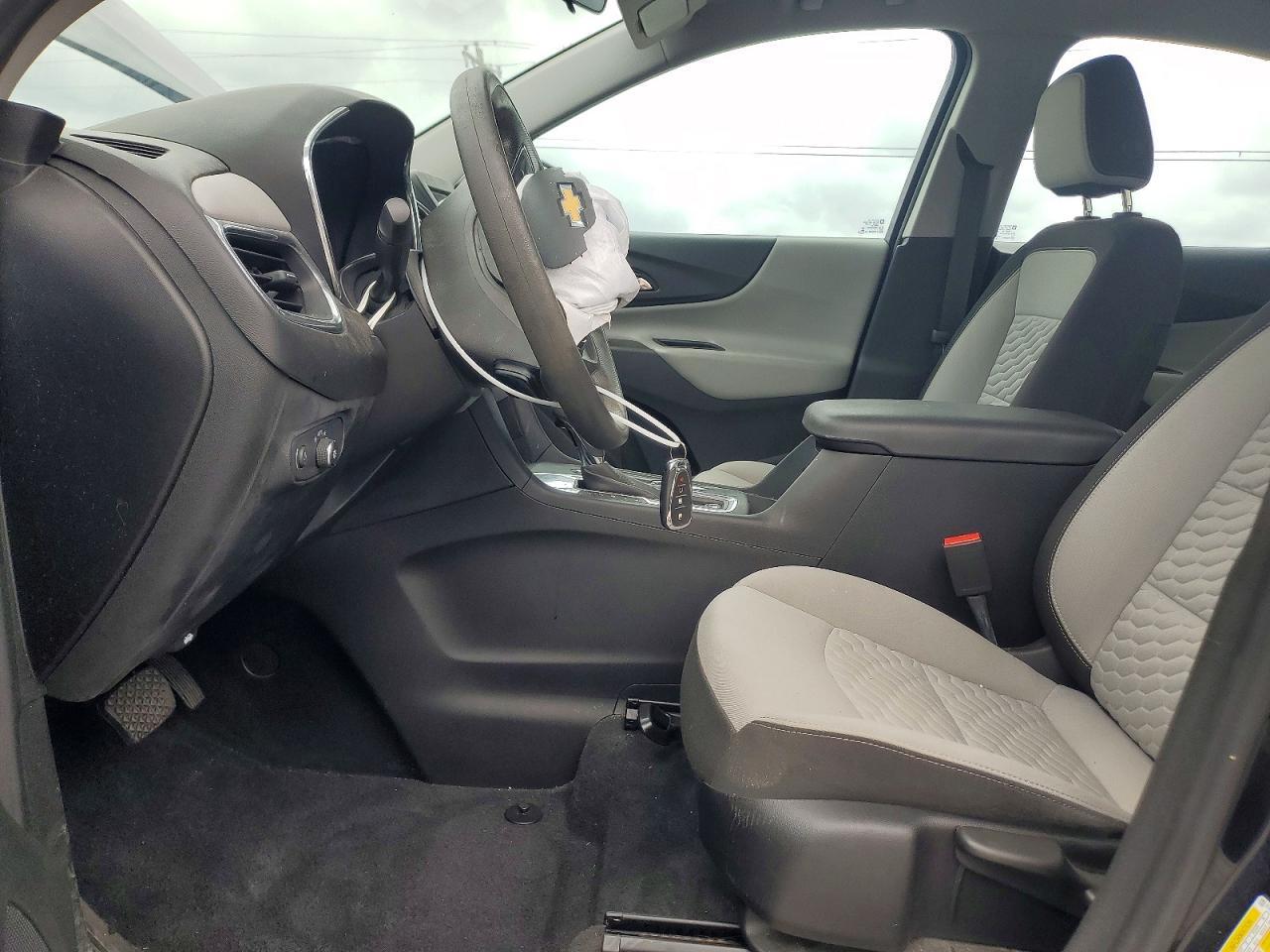 2020 Chevrolet Equinox Ls - zdjęcie 7