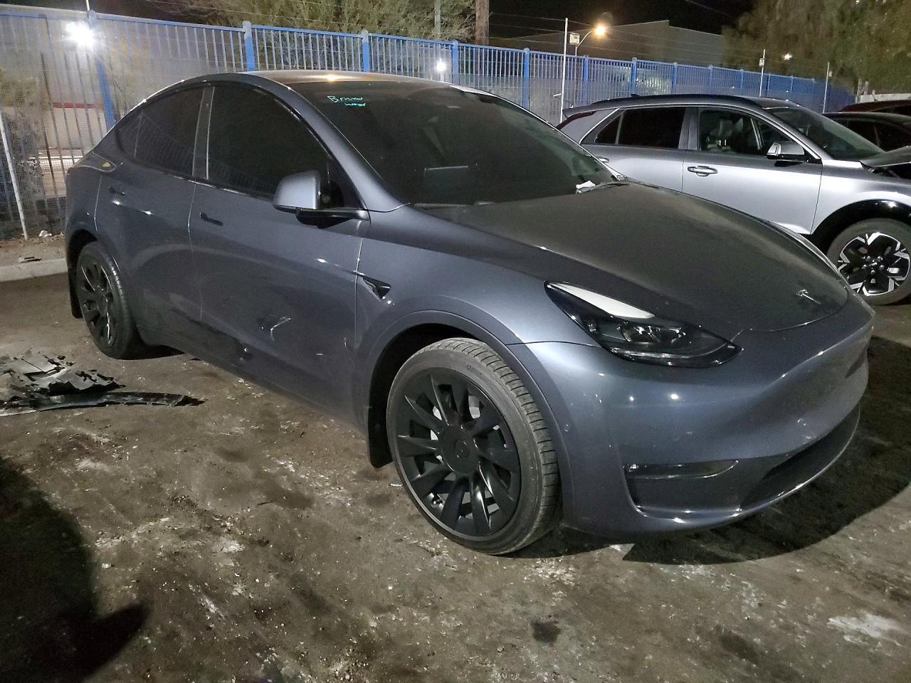 2022 Tesla Model Y - zdjęcie 4