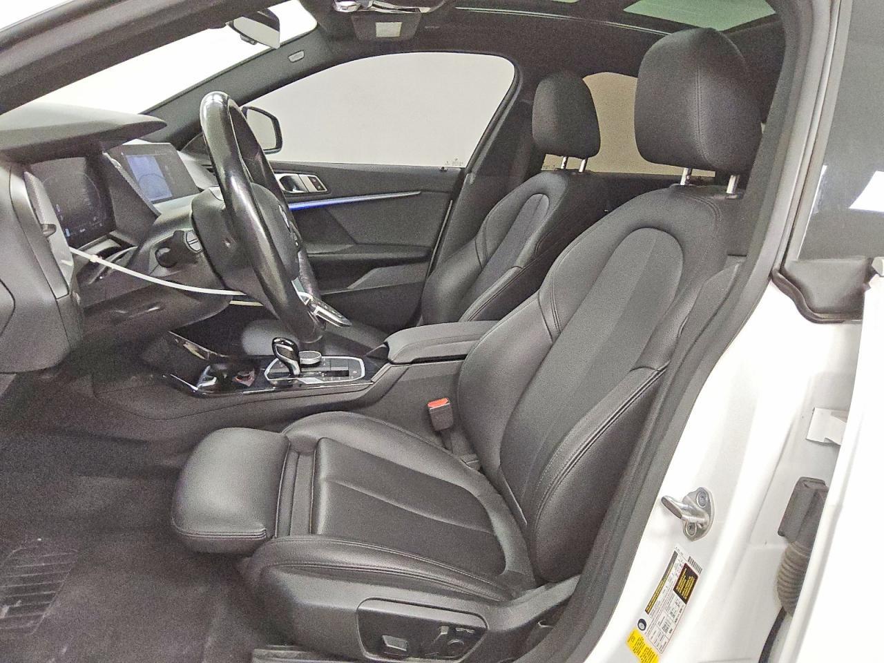 2022 BMW 228I - zdjęcie 7