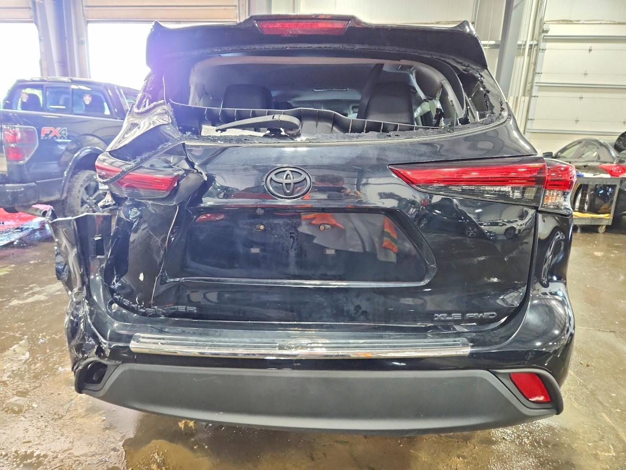 2022 Toyota Highlander Xle - zdjęcie 6