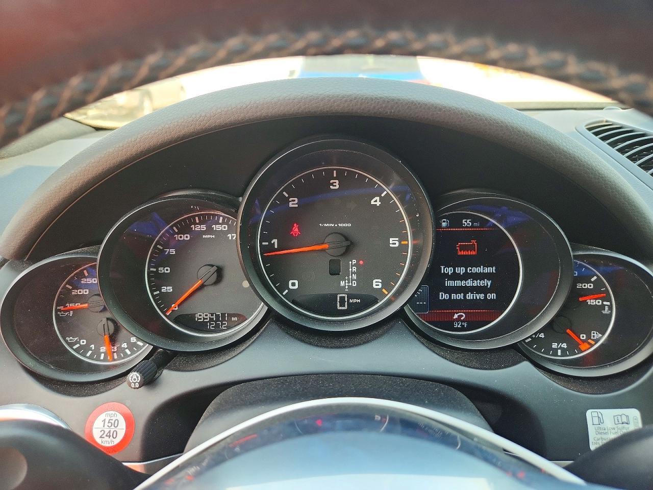 2016 Porsche Cayenne - zdjęcie 9