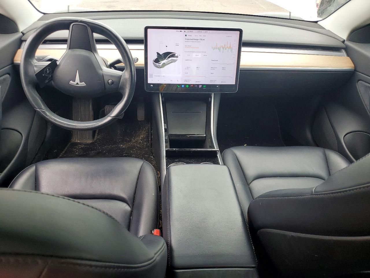 2018 Tesla Model 3 - zdjęcie 8