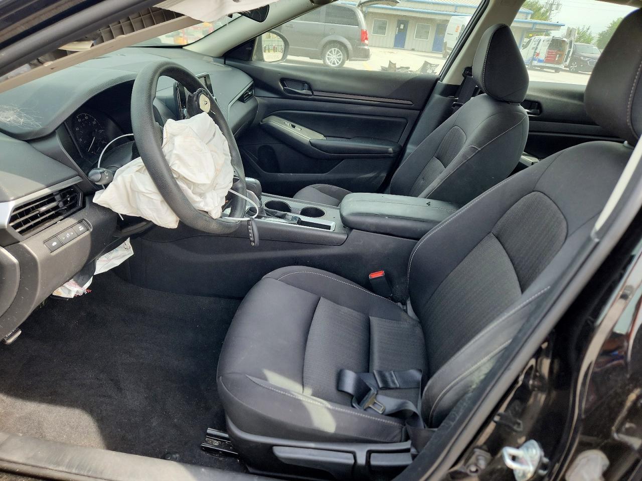 2024 Nissan Altima S - zdjęcie 7