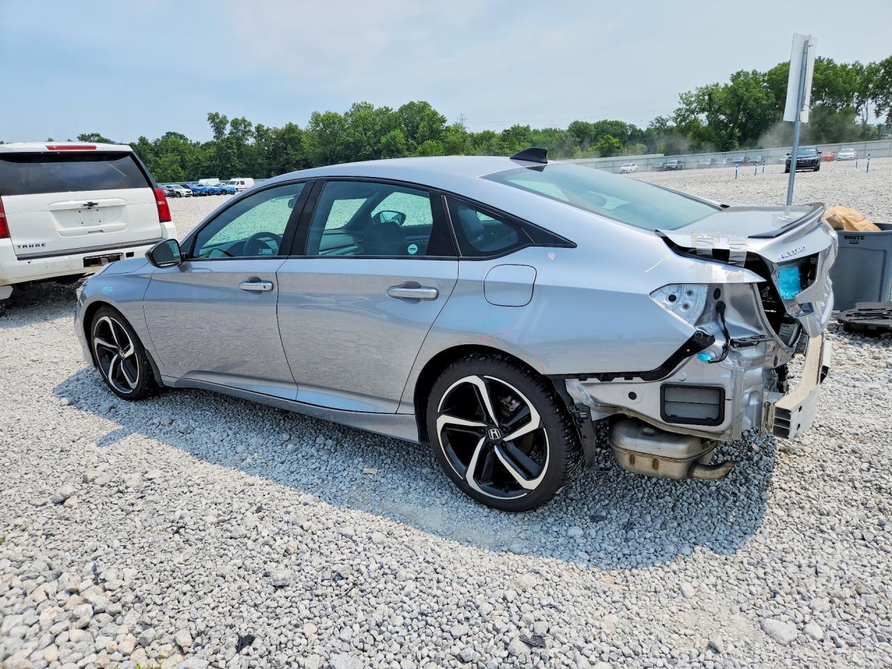 2022 Honda Accord Sport - zdjęcie 2