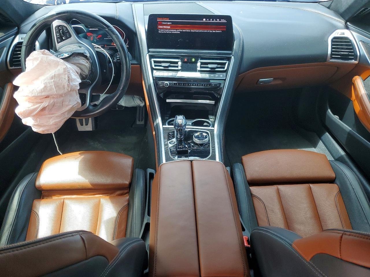 2024 BMW Seria 8 M850i - zdjęcie 8