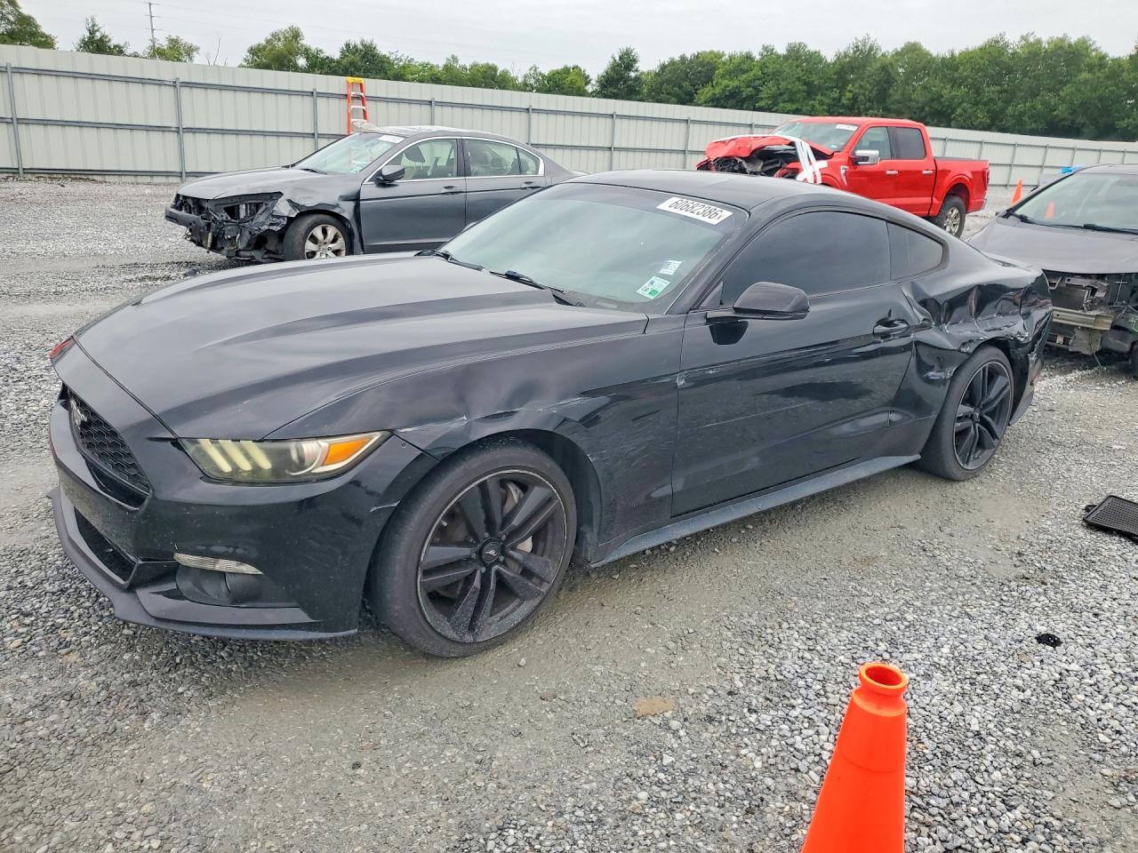 2017 Ford Mustang - zdjęcie główne