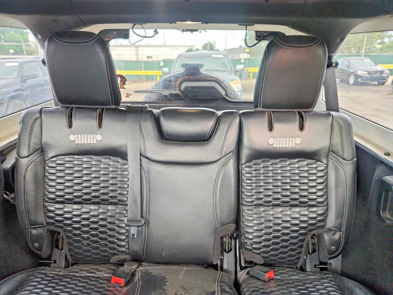 2018 Jeep Wrangler Unlimited Rubicon - zdjęcie 10