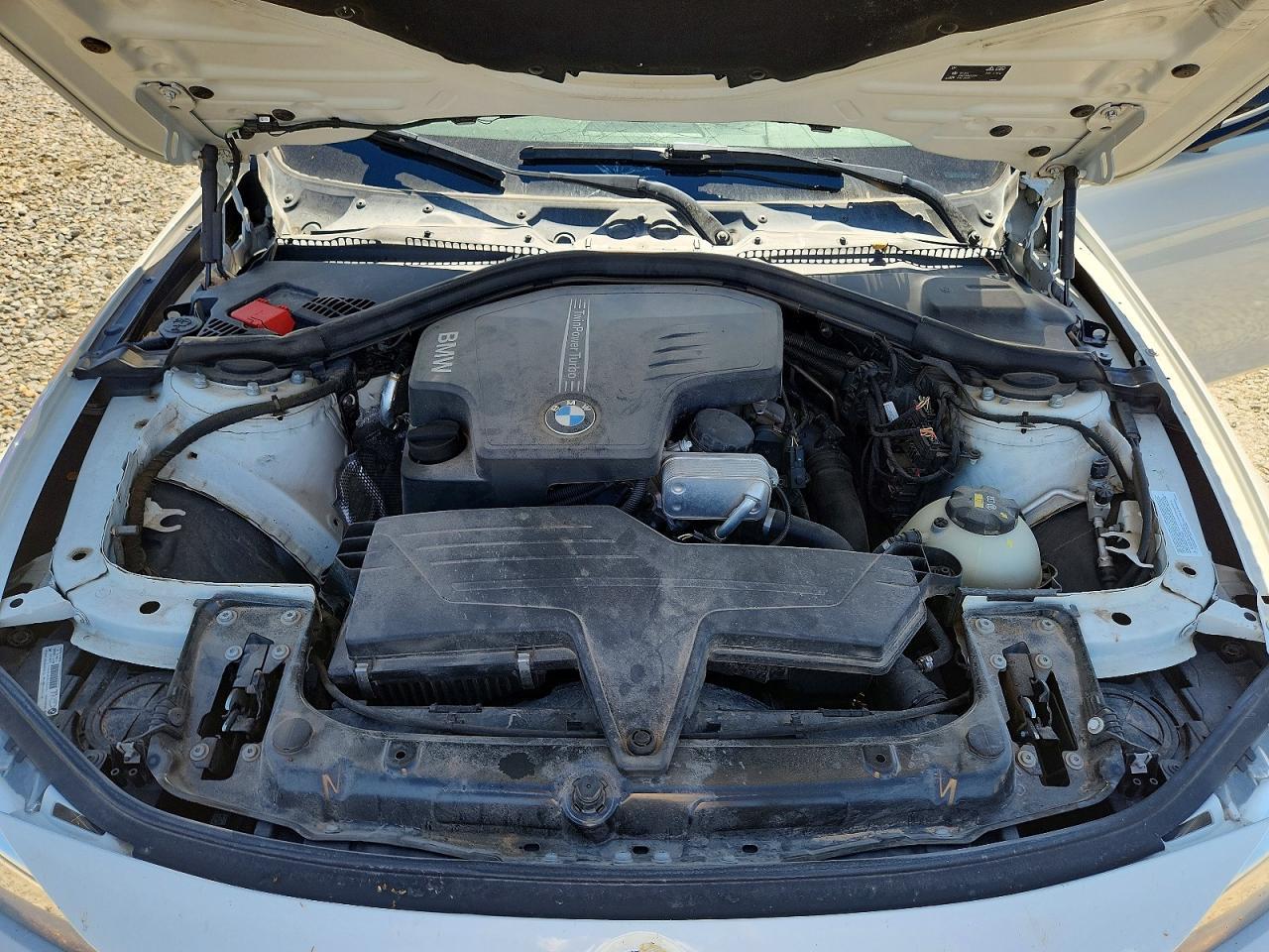 2015 BMW 320 I xDrive - zdjęcie 11