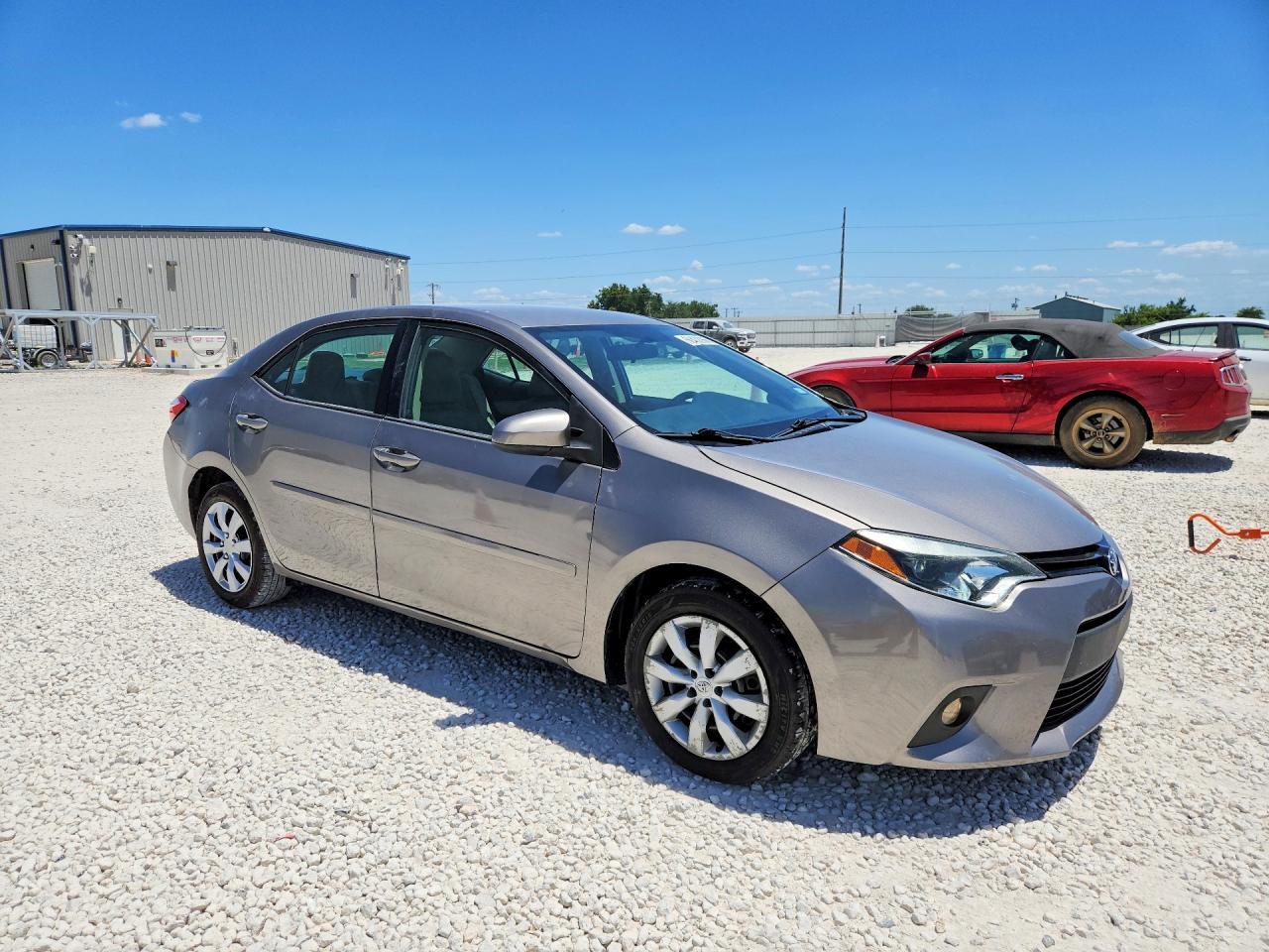 2015 Toyota Corolla Le - zdjęcie 4