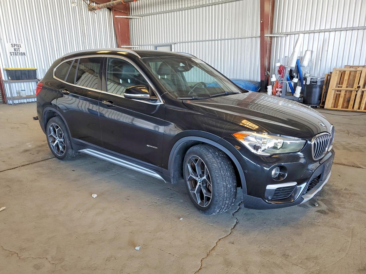 2016 BMW X1 xDrive28I - zdjęcie 4