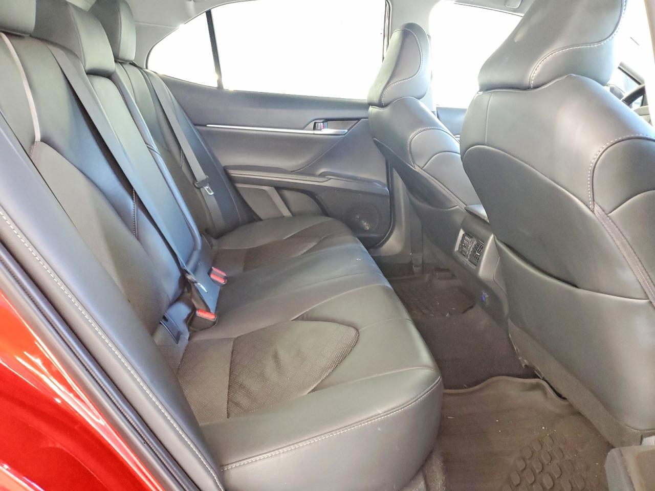 2024 Toyota Camry Xse V6 - zdjęcie 10