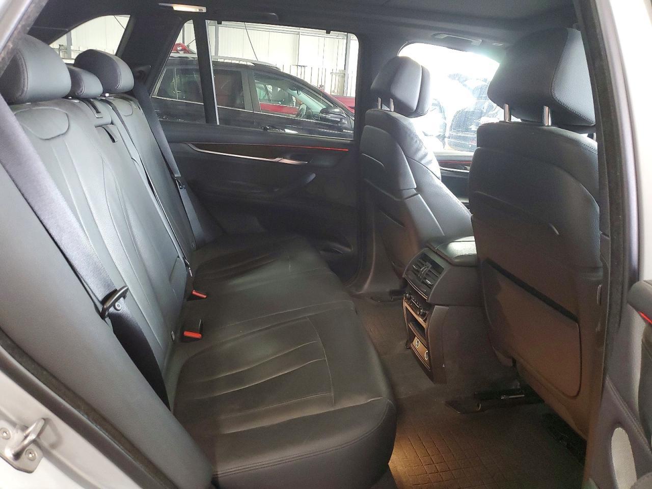 2015 BMW X5 xDrive50I - zdjęcie 10