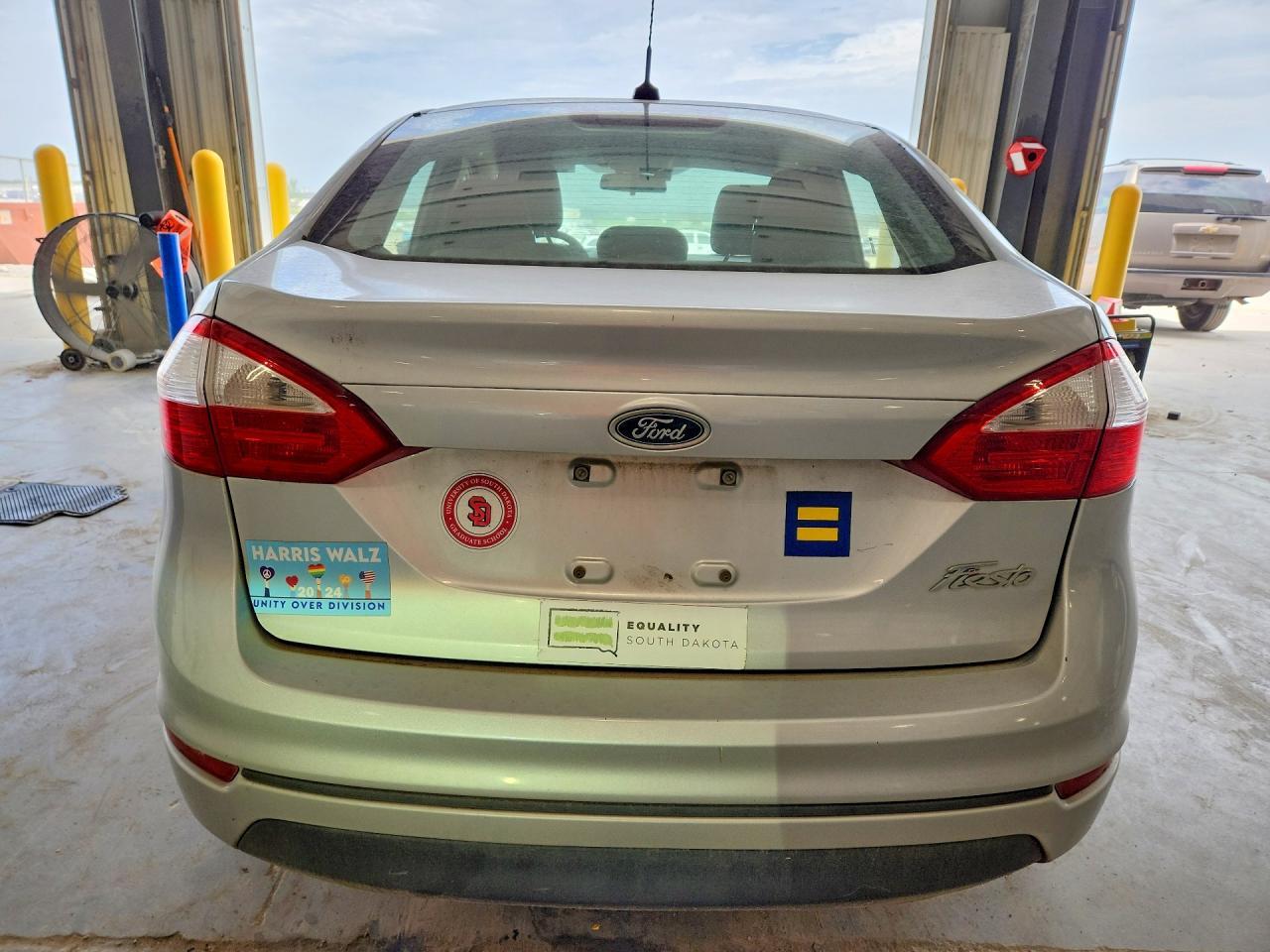2016 Ford Fiesta S - zdjęcie 6