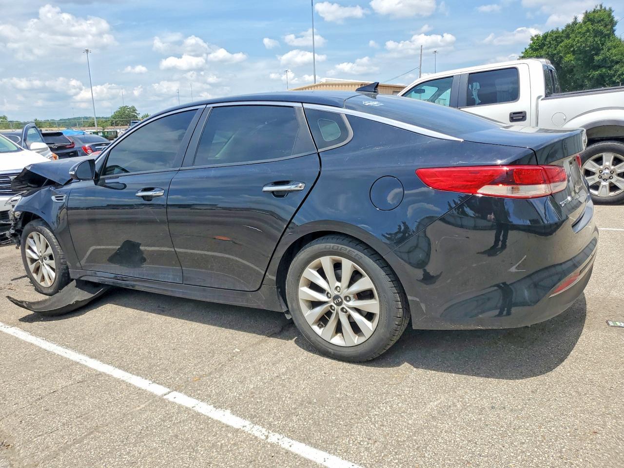 2017 Kia Optima Lx - zdjęcie 2
