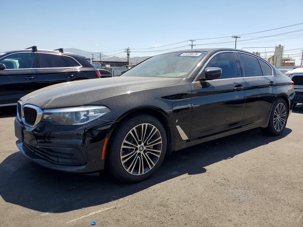 2019 BMW 530E - zdjęcie główne