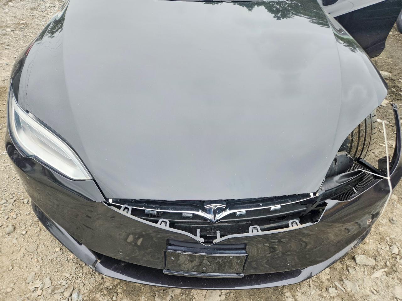 2016 Tesla Model S - zdjęcie 11