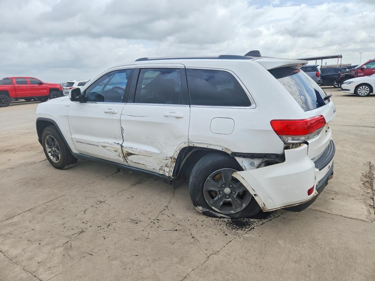 2014 Jeep Grand Cherokee Laredo - zdjęcie 2