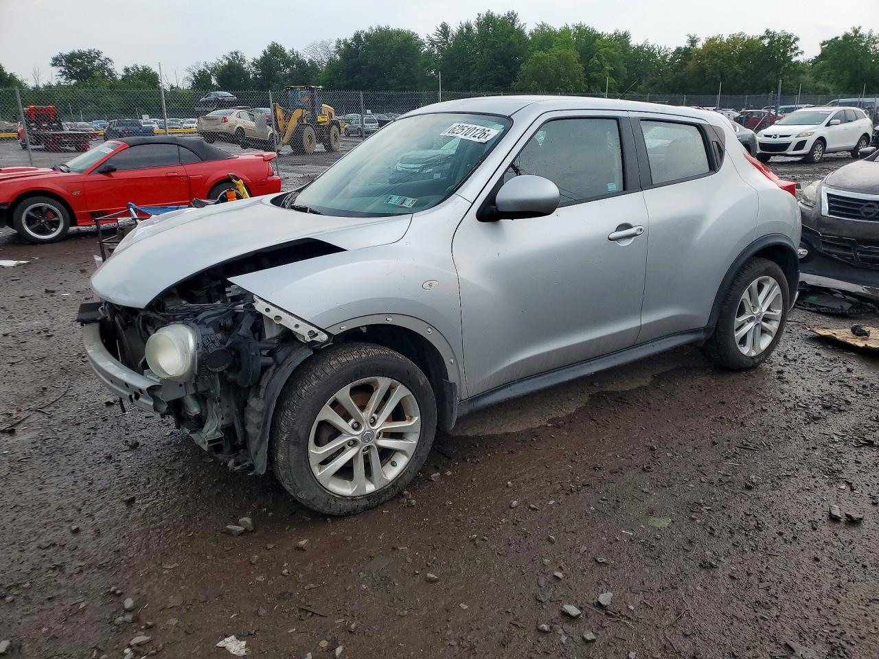 2014 Nissan Juke S - zdjęcie główne
