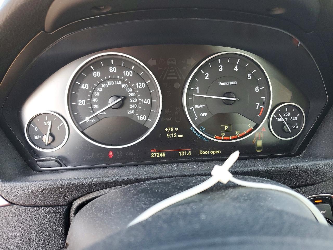 2013 BMW 328 I - zdjęcie 9