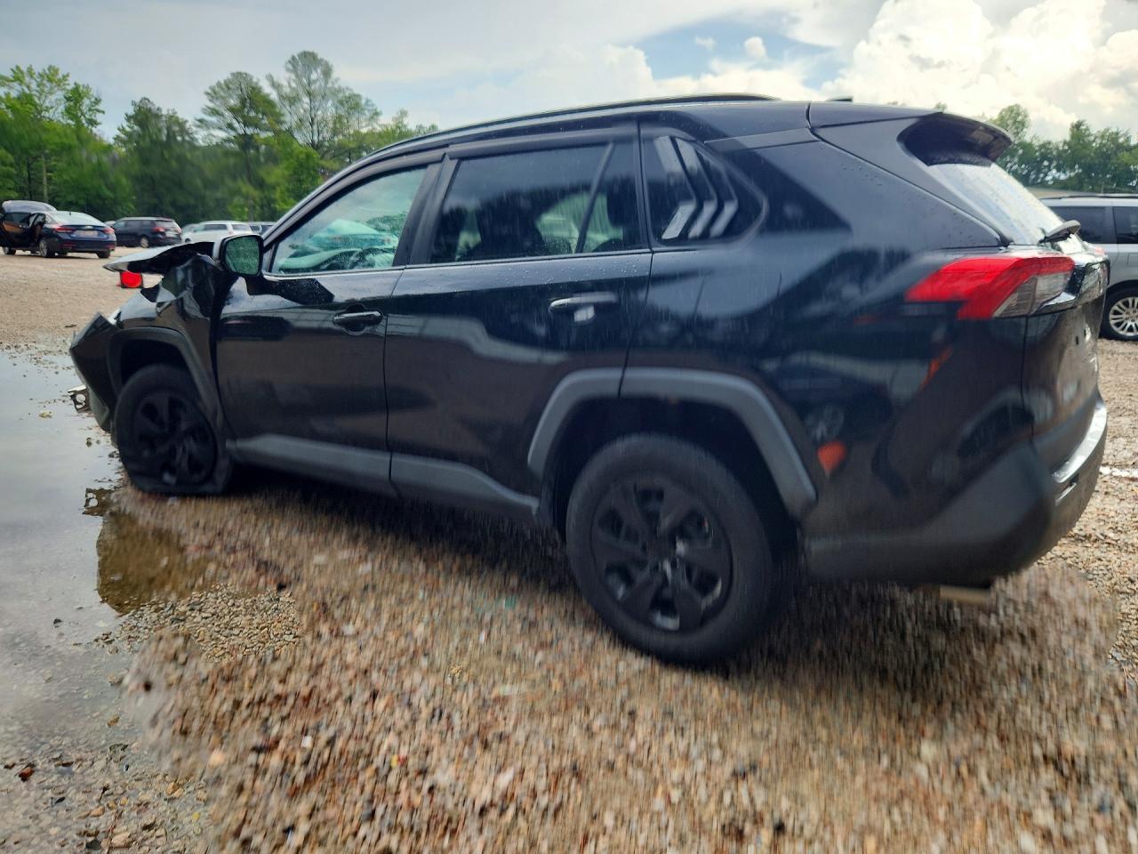 2021 Toyota Rav4 Le - zdjęcie 2