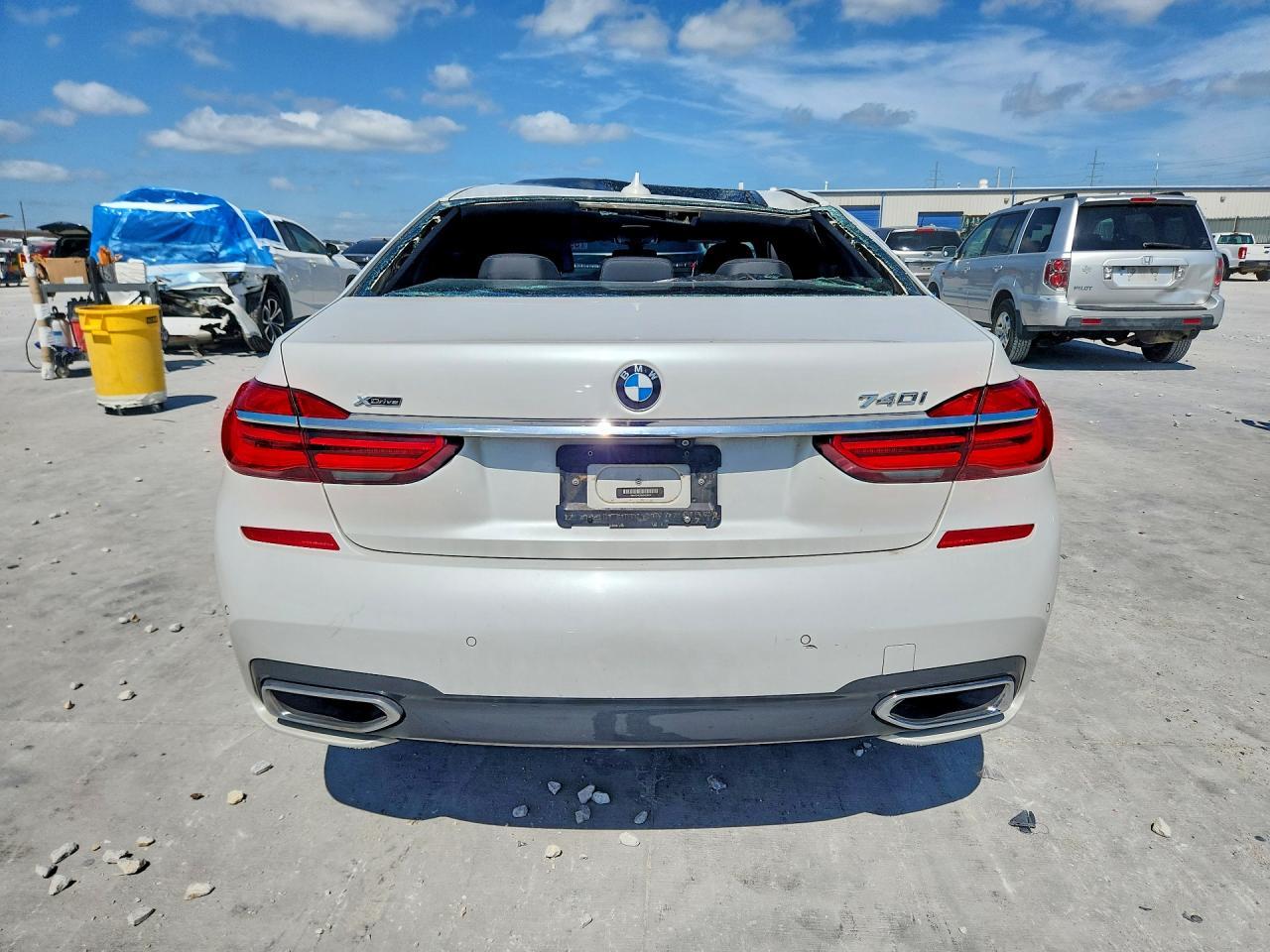 2019 BMW Seria 7 740i - zdjęcie 6