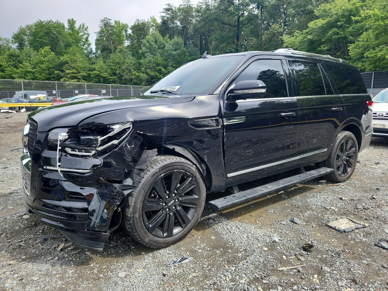 2022 Lincoln Navigator Reserve - zdjęcie główne