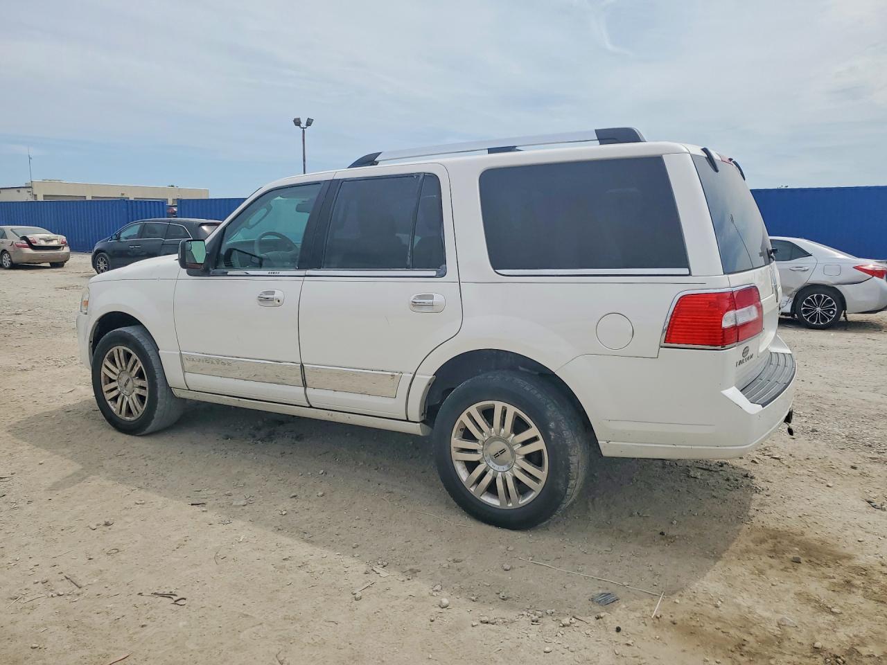 2013 Lincoln Navigator - zdjęcie 2