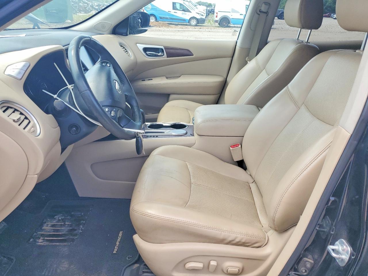 2017 Nissan Pathfinder Platinum - zdjęcie 7