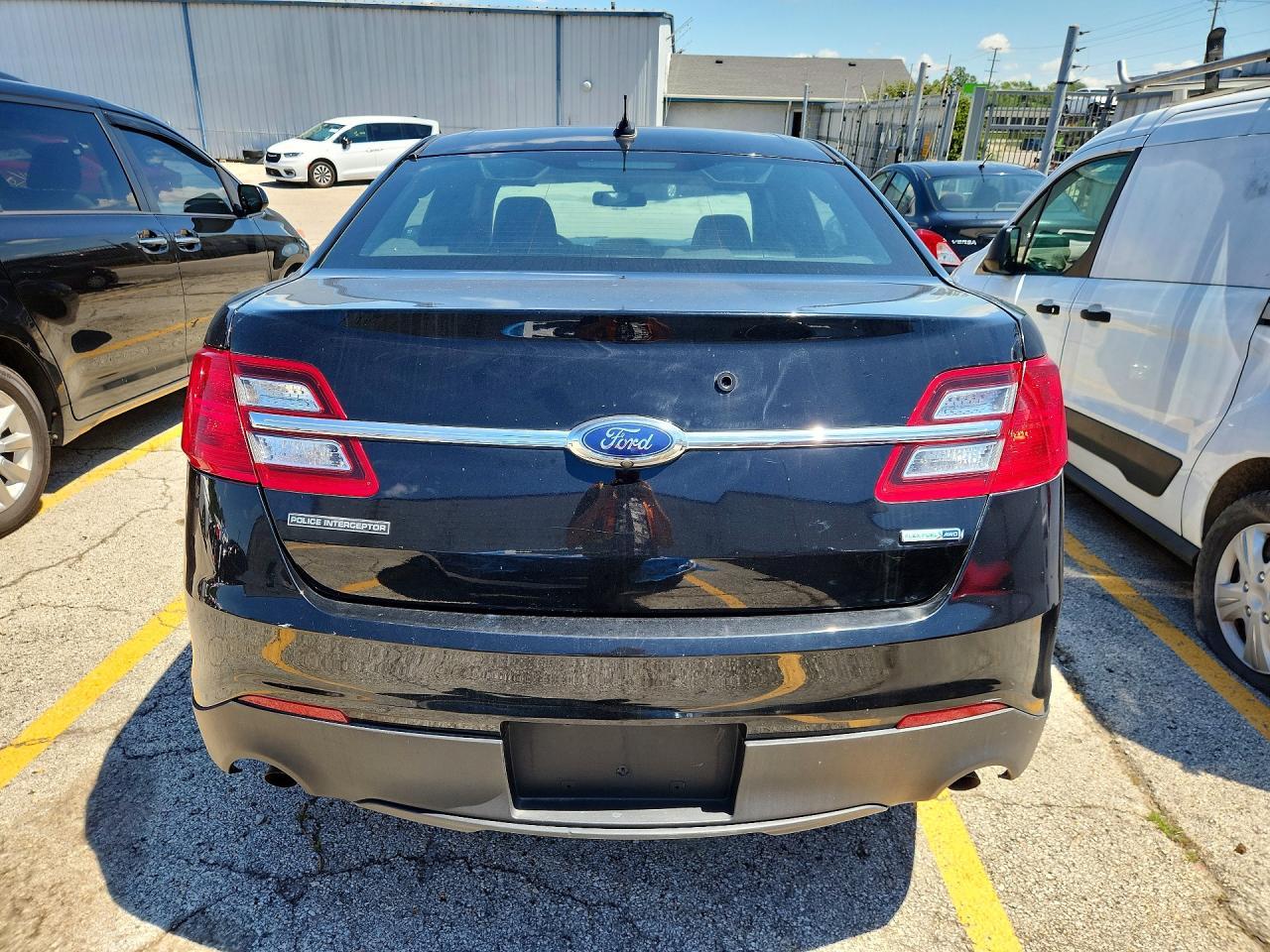 2018 Ford Taurus Police Interceptor - zdjęcie 6