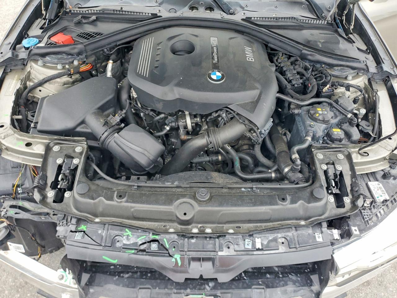 2018 BMW 330 I - zdjęcie 11