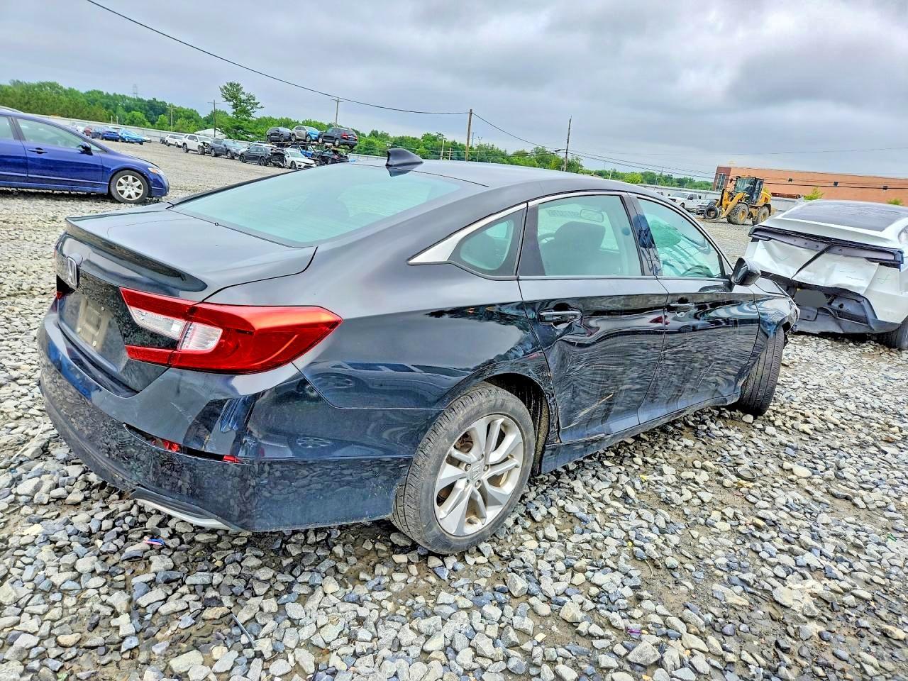 2018 Honda Accord Lx - zdjęcie 3