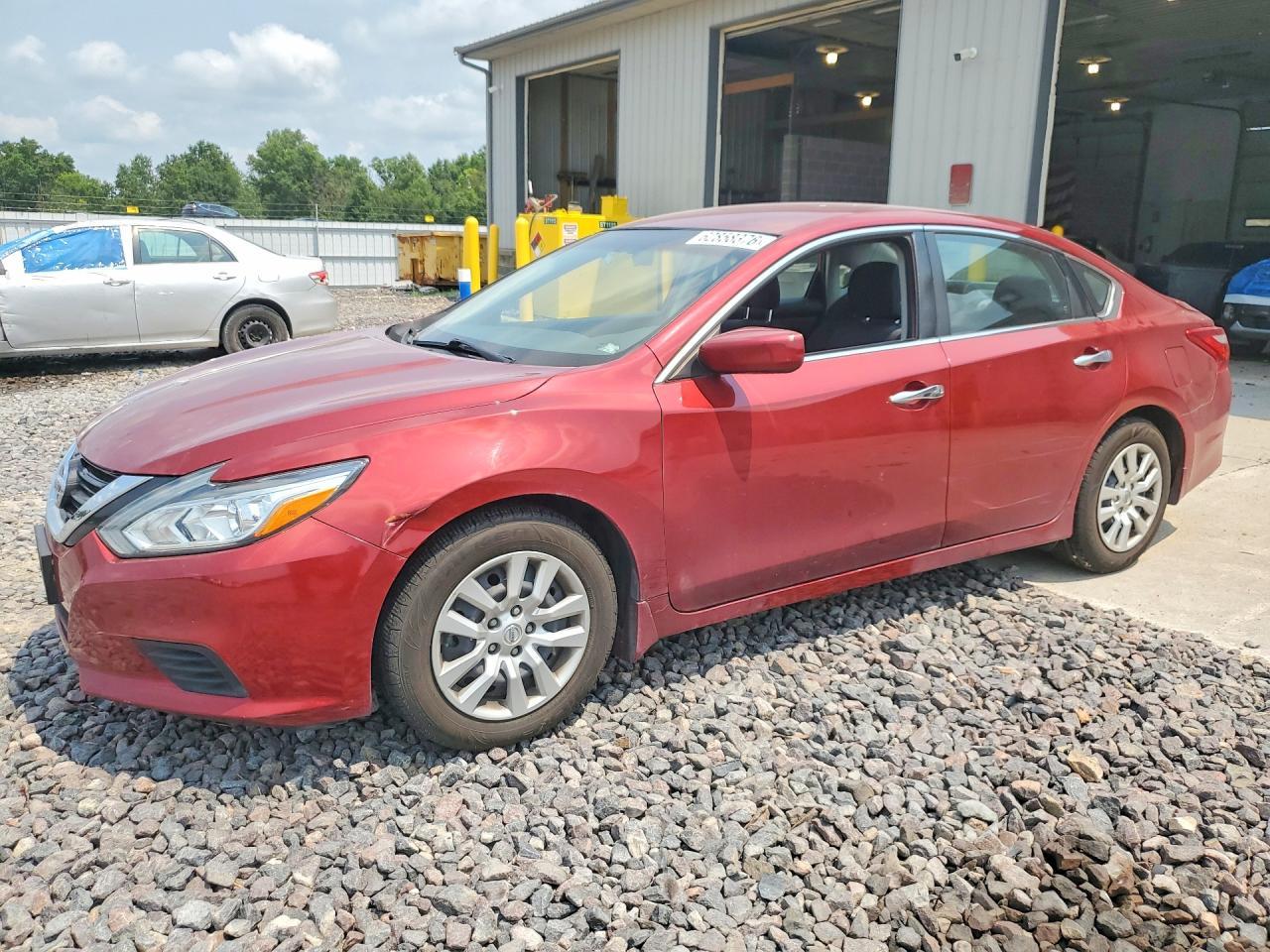 2016 Nissan Altima 2.5 S - zdjęcie główne